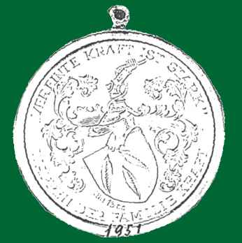 Orden 1951 - Major Josef Kraft von der 7. Korporalschaft holt die Königswürde an den Hohen Stein